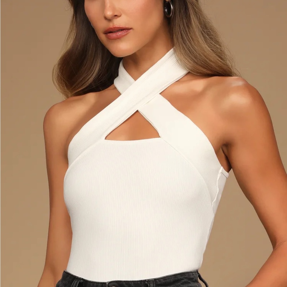 Black Cross-front Cropped tank top